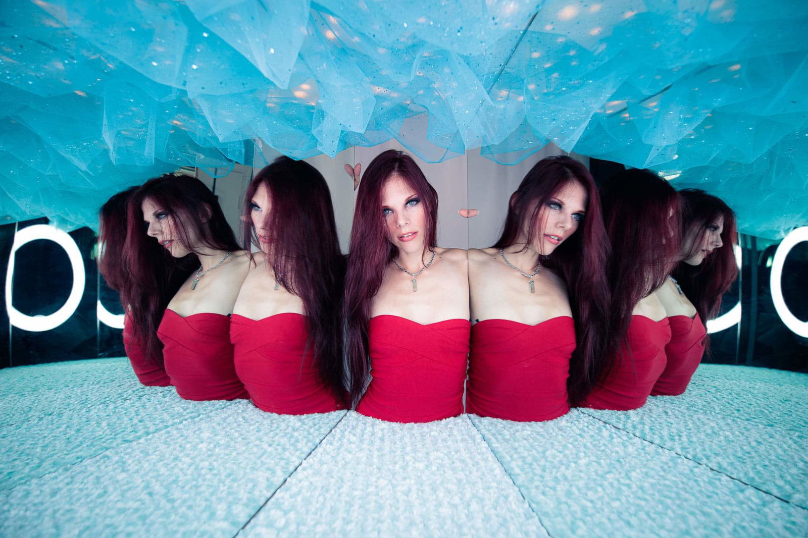Banner of dlux_daydreams