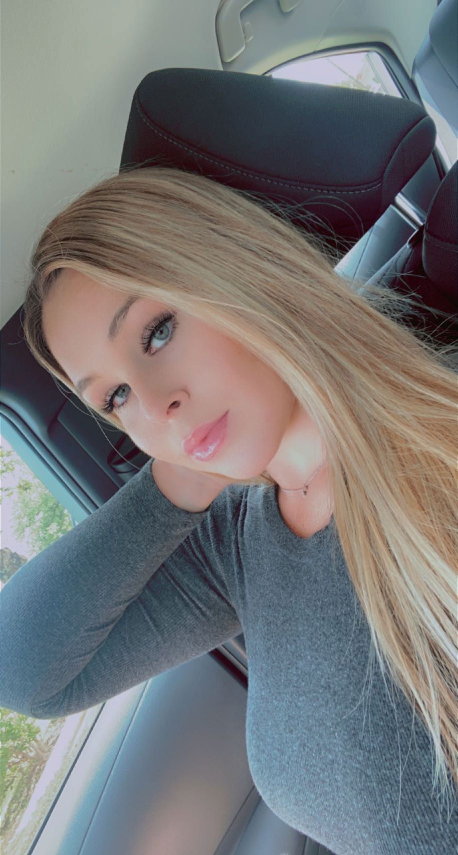 Banner of glowykhloe