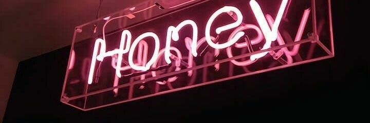 Banner of honeyyy.xxx