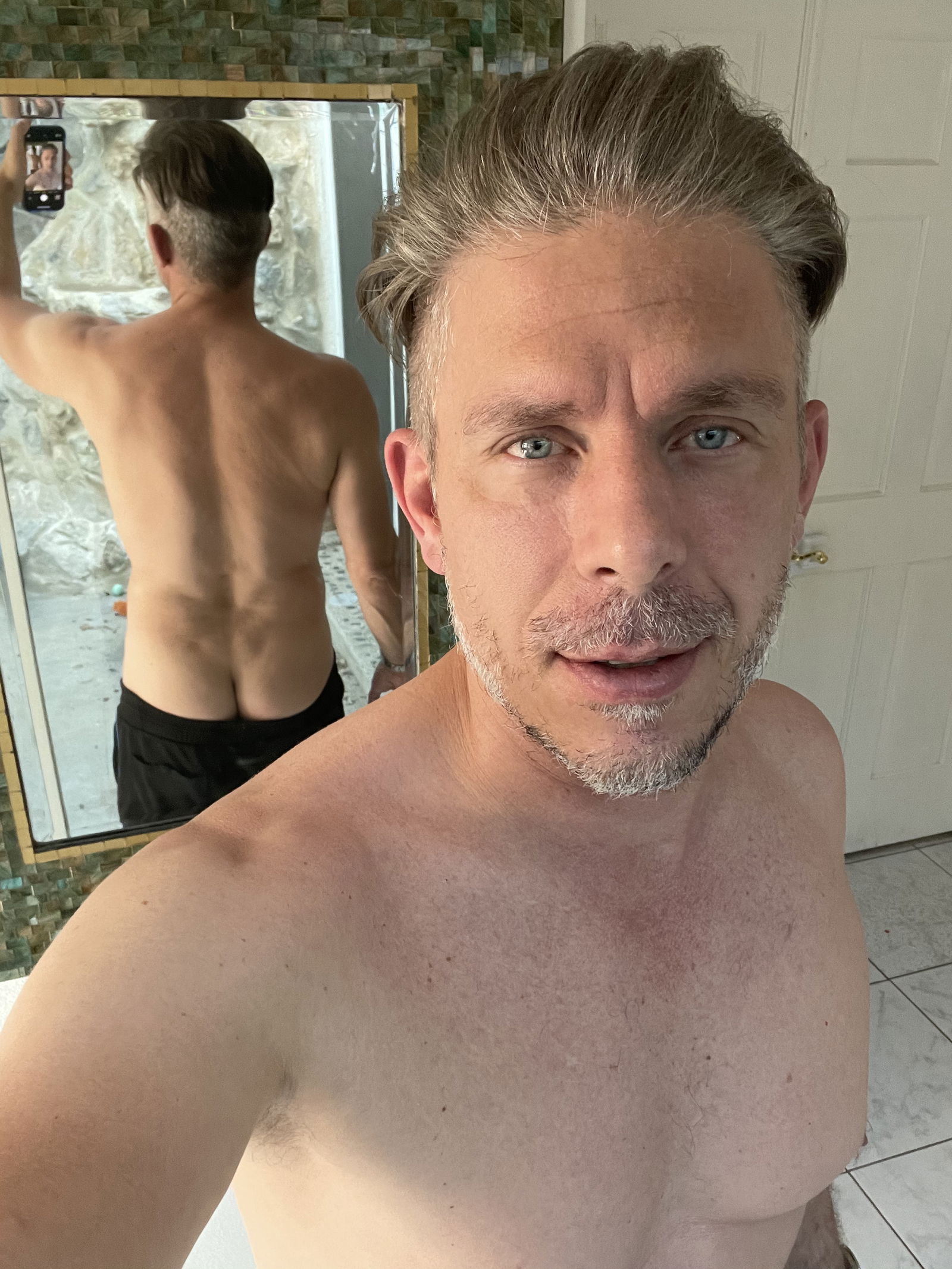 Banner of mickbluexxx