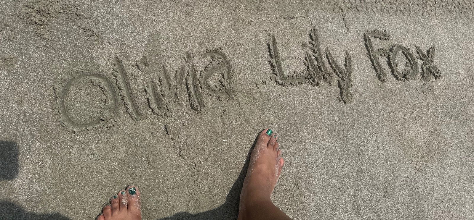 Banner of olivialilyfox