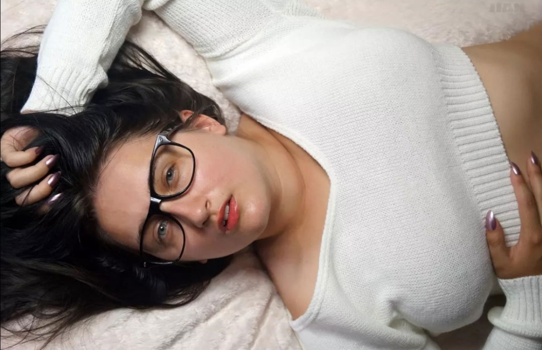 Banner of x-curvy-goddess-x